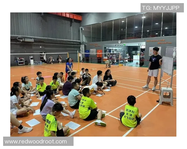 羽毛球的力量与坚持：深入了解重庆羽毛球队的耐力训练与精神