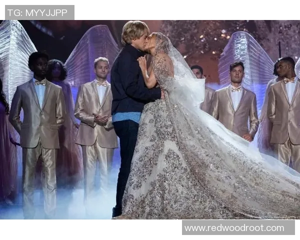 足球巨星与中国美女的浪漫故事揭示了跨国恋情的魅力与挑战